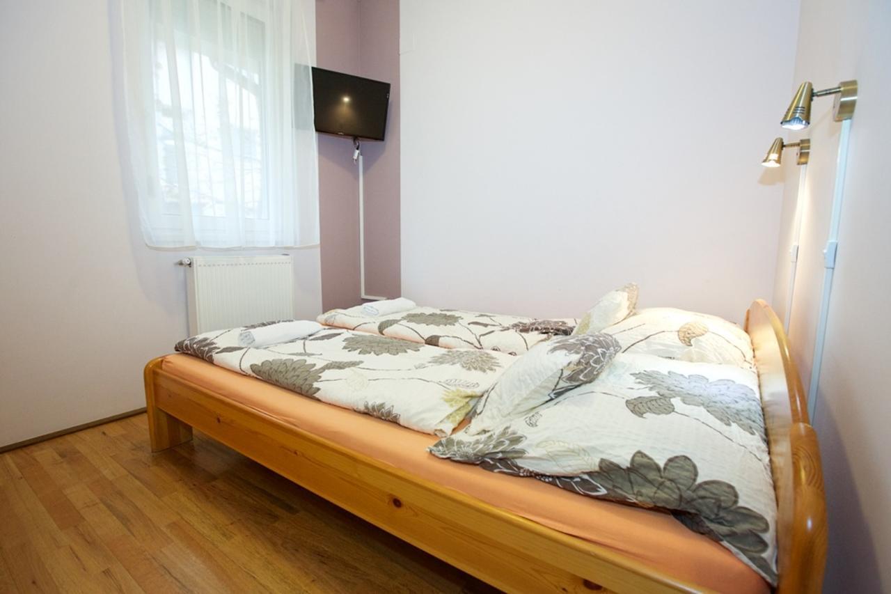 Zoli Apartmanok-Maya Koelcsey 34-36 Hajdúszoboszló Extérieur photo
