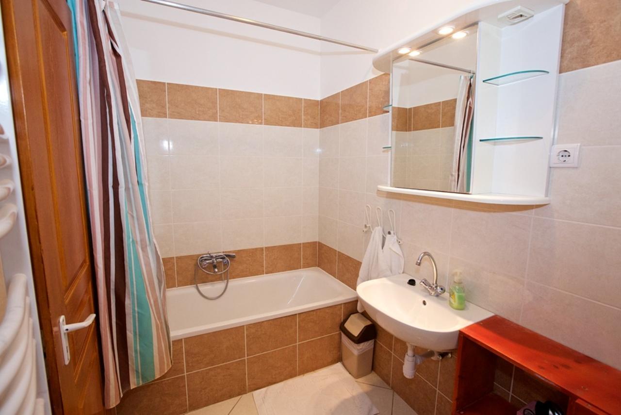 Zoli Apartmanok-Maya Koelcsey 34-36 Hajdúszoboszló Extérieur photo