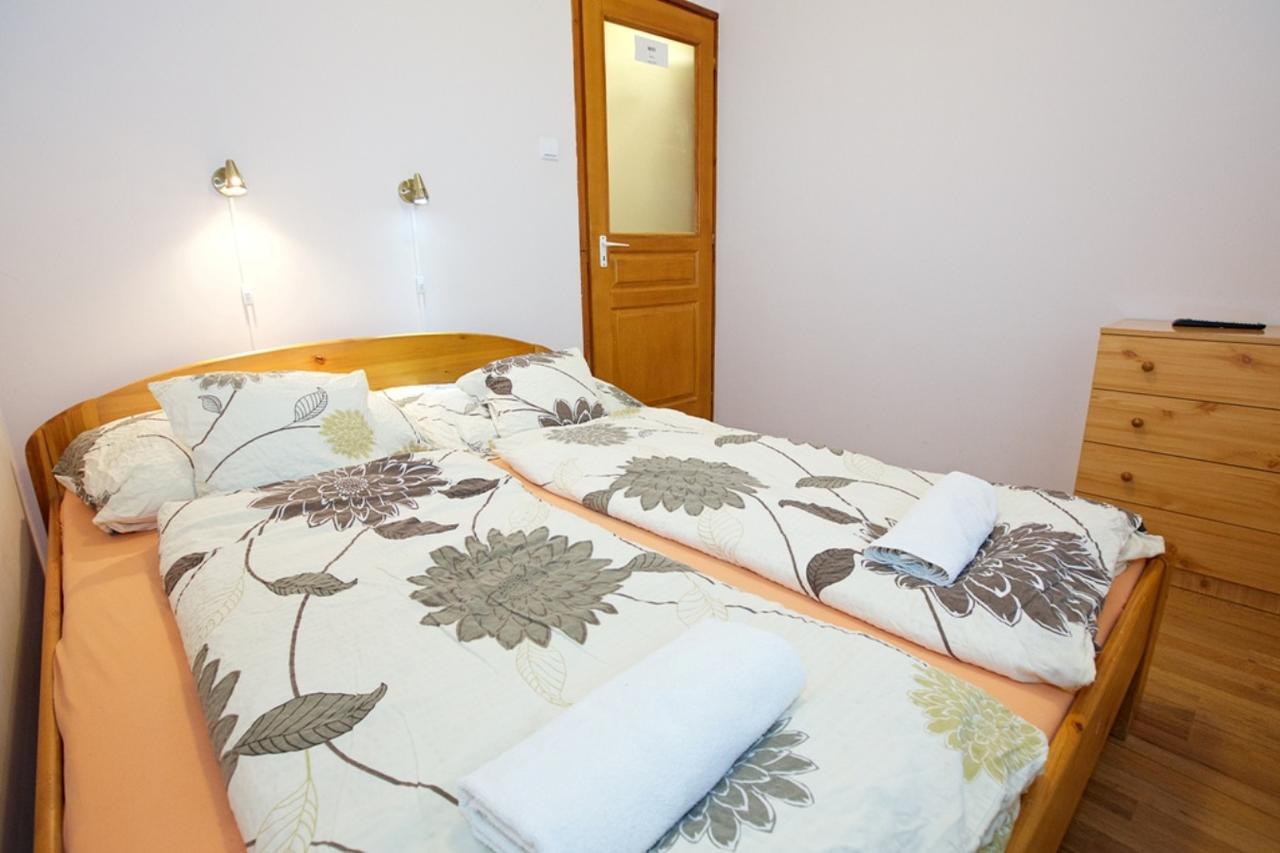 Zoli Apartmanok-Maya Koelcsey 34-36 Hajdúszoboszló Extérieur photo